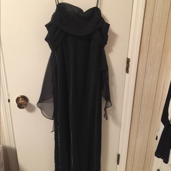 Beautiful Black Shimmery Dress - Picture 1 of 4